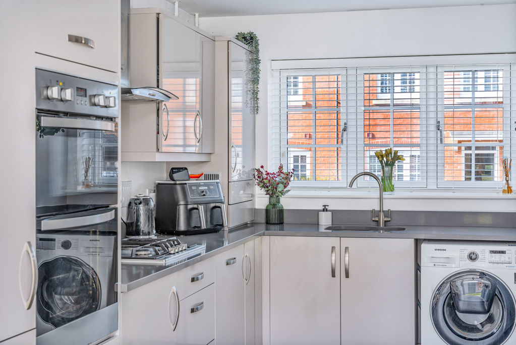 Henge Close Adderbury